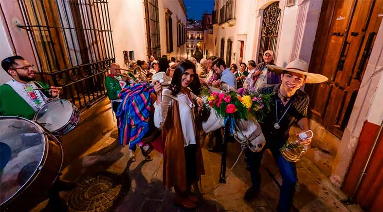 Callejoneada