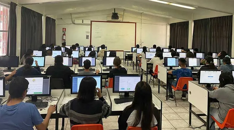 Jóvenes