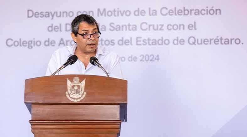 Arquitectos celebran el Día de la Santa Cruz 1 Arquitectos