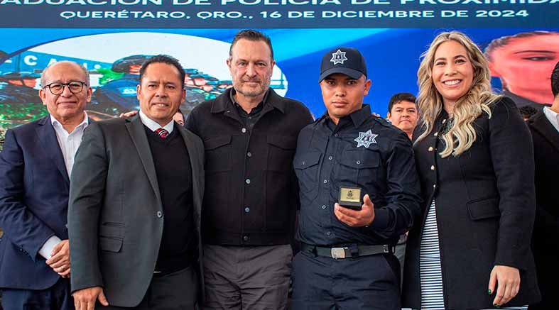 Entrega CECAFIS 123 policías de proximidad 1 CECAFIS 123