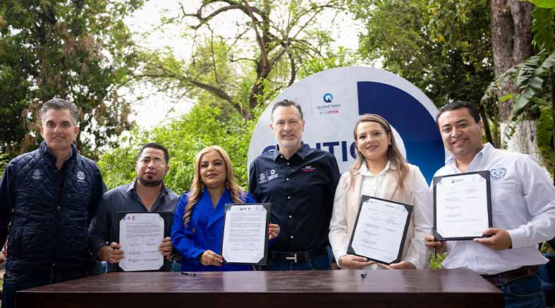 CEA firma convenio con municipios Serranos 2 CEA