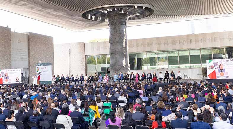 Gobernador asiste a la presentación de 18 acciones del Plan México 3 Gobernador