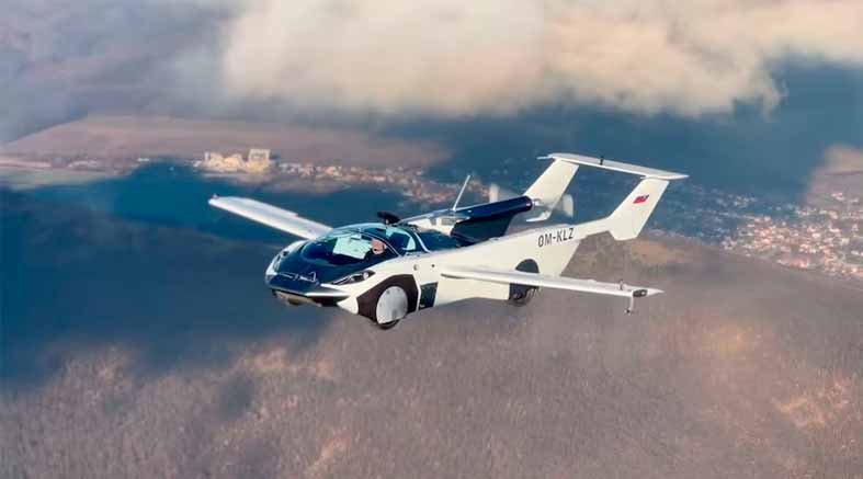 AirCar, el auto volador que puede alcanzar hasta 250 kilómetros por hora 1 AirCar