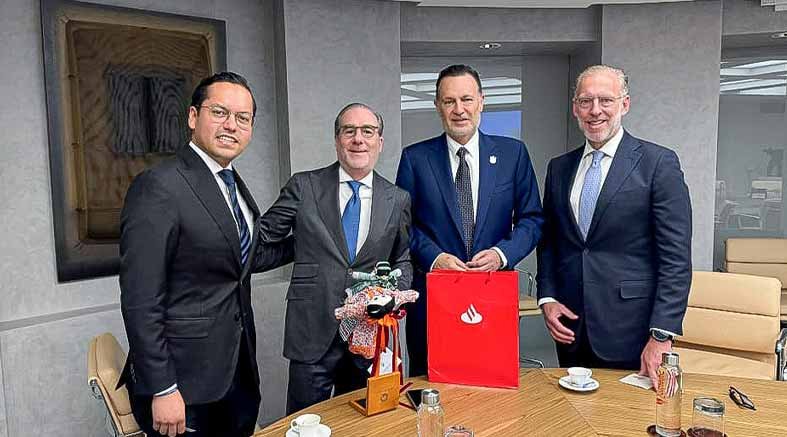 Chepe Guerrero gestiona becas de "Salud Financiera" 1 Chepe