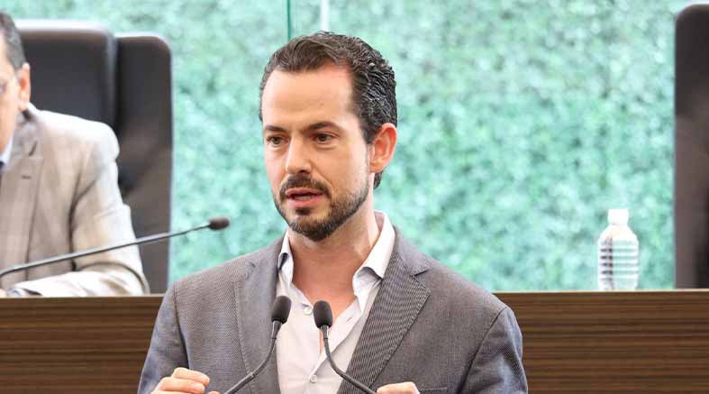 Aprueban iniciativa para incluir el delito de amenazas en el Código Penal 1 Aprueban