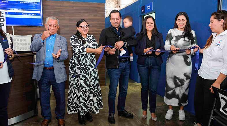 Chepe Guerrero inaugura sala de lactancia en el CAM 1 sala de