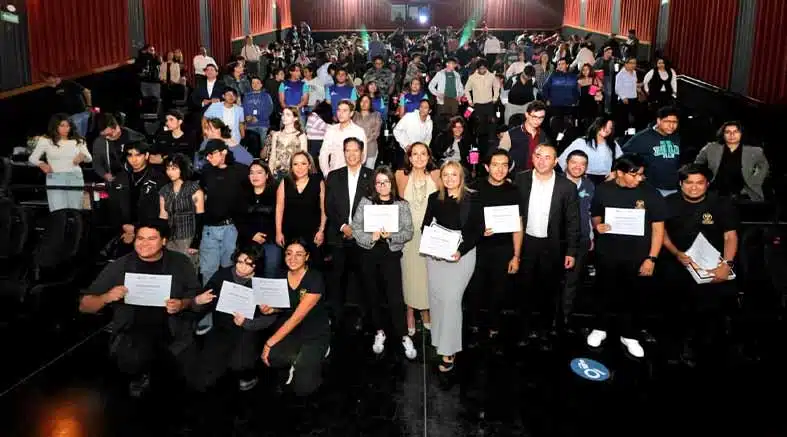 Premian a participantes del concurso de cortometrajes Querétaro Digital 1 Premian