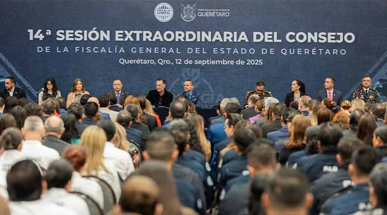 XIV Sesión del Consejo de la Fiscalía General del Estado de Querétaro 2 XIV Sesión