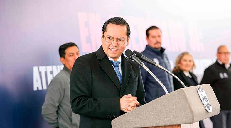 Chepe Guerrero entrega plaza cívica y arcotecho 2 Chepe