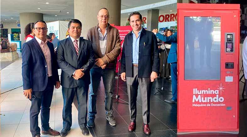 Querétaro se ilumina esta Navidad con Máquinas de Donación 3 Máquinas de Donación