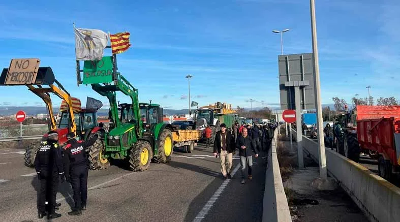 Agricultores