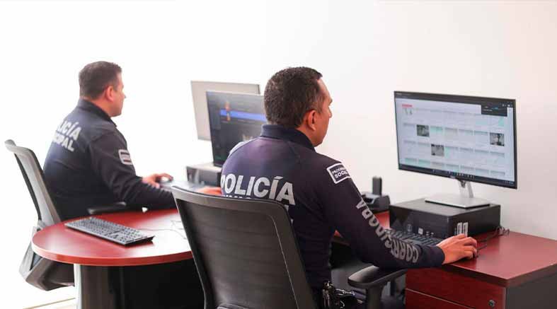 Policía
