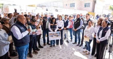 Entrega Gobernador rehabilitación urbana en Vista Hermosa Entrega