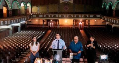 Felifer Macías anuncia rescate del Teatro Hércules Felifer