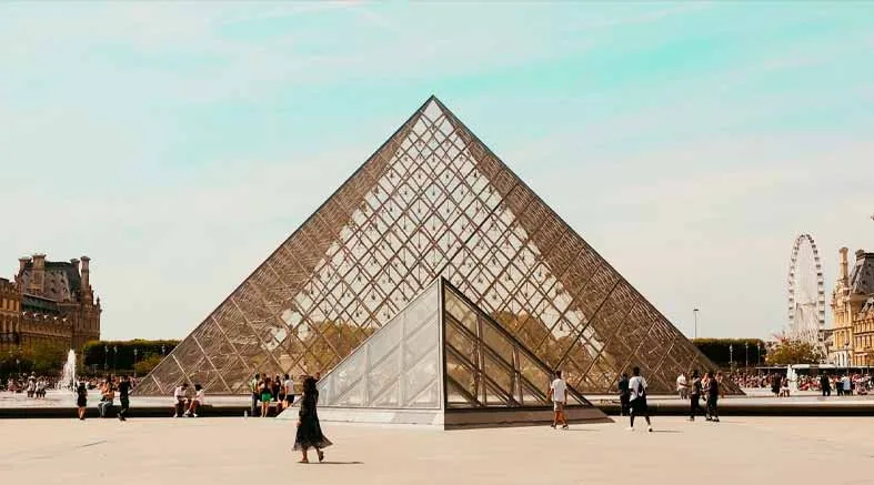 Redada en el Museo del Louvre destapa fraudes a gran escala 1 Redada