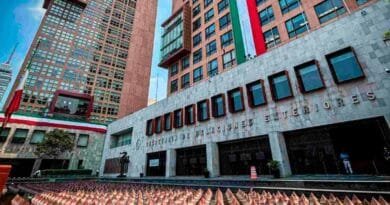 SRE apoya a mexicanos a salir de Medio Oriente por la vía terrestre SRE