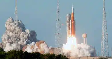 Artemis 2 despega con éxito y lanza a la humanidad en una nueva carrera hacia la Luna Artemis 2 despega con éxito y lanza a la humanidad en una nueva carrera hacia la Luna