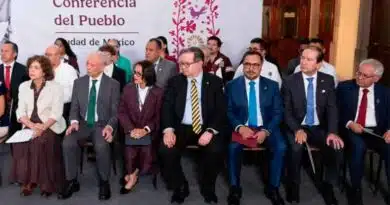 Sheinbaum presenta comité para evaluar uso del ‘fracking’ en México Sheinbaum
