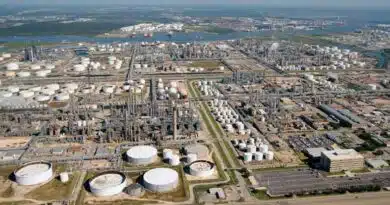 Confirman derrame de diésel en refinería de Deer Park de Pemex derrame