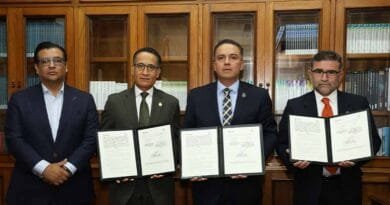 SEGOB y Consejo de Notarios implementan autorización de folios notariales SEGOB