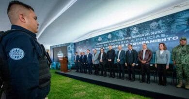 Toman protesta nuevos Policías de Investigación del Delito del Delito