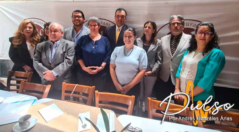 Nace aquí la Academia Queretana de Ciencias. 1 Nace aquí