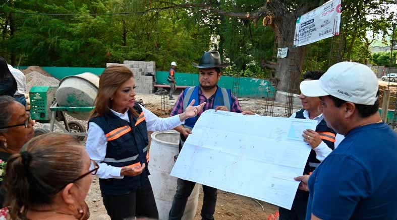 Titular de la CEI, Sonia Carrillo, supervisa puente en Jalpan de Serra 1 Titular