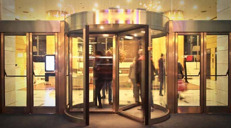 “Puerta giratoria o ¿puerta falsa?”